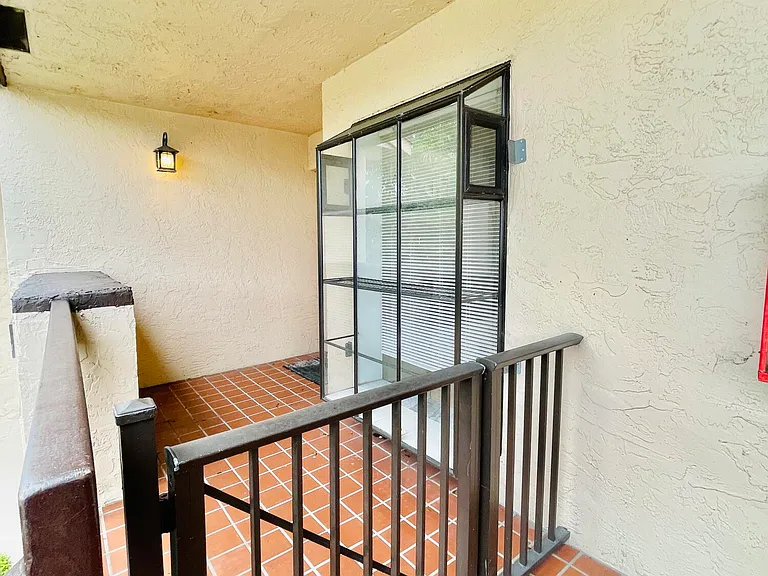 2297 SW 15th St #122 — Photo 26