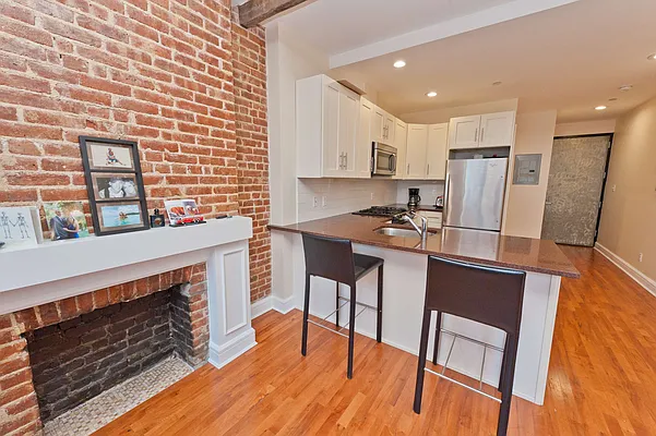 Rented by Compass | media 15