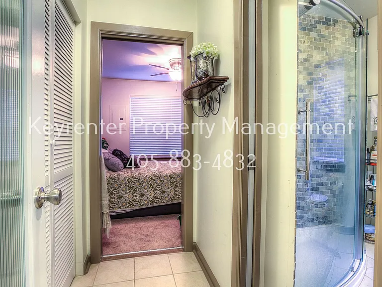 1308 NW 16th St — Photo 21