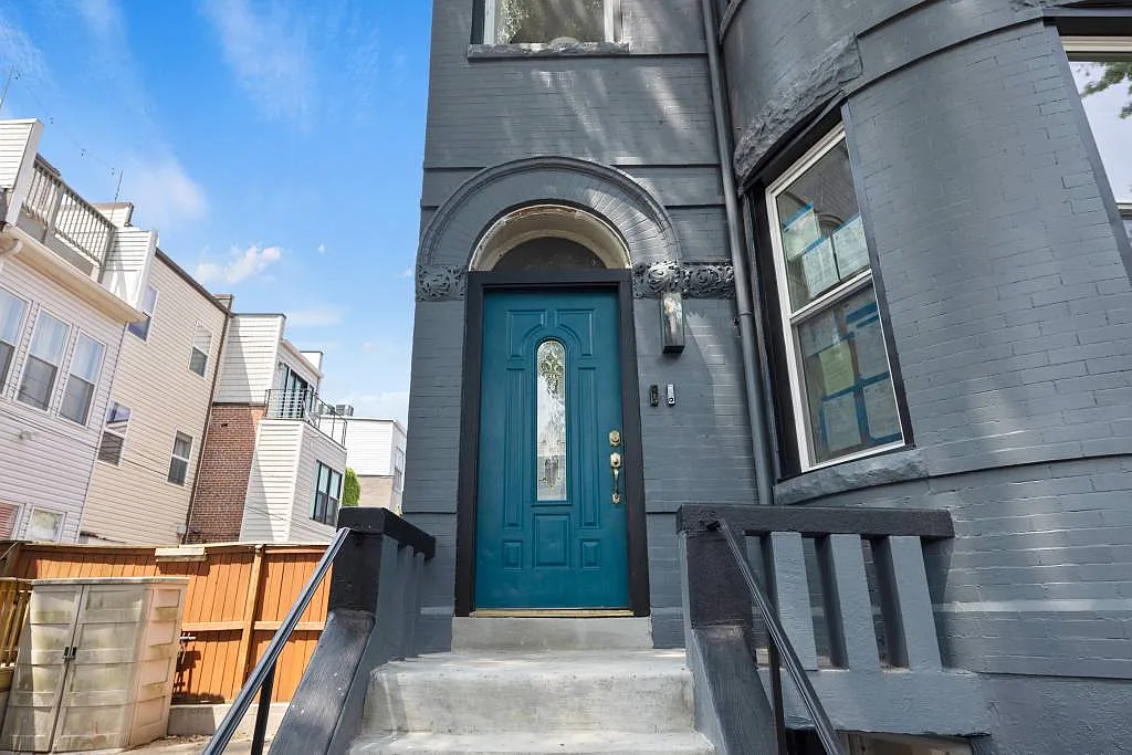 1810 North Capitol Street Northwest - 1 — Photo 3