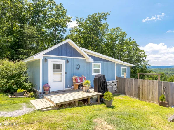 1210 Spruce Dr, Spring City, TN 37381