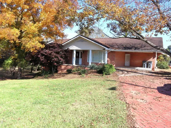 1011 Lawson Dr, Kingsport, TN 37660