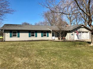 33020 Leafy Mill Ln, North Ridgeville, OH 44039