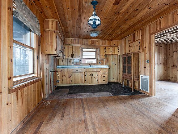 5th image of 259 Wyanoak Rd