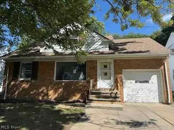 377 Halle Dr, Euclid, OH 44132