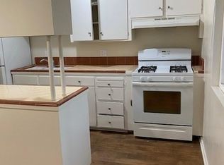 976 Lighthouse Ave #F, Pacific Grove, CA 93950