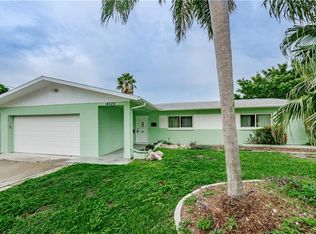 4525 14th Way NE, Saint Petersburg, FL 33703