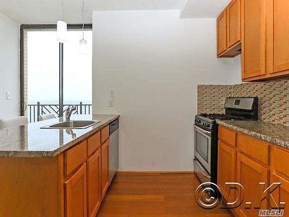 3rd image of 120 Beach 26th St APT 1005