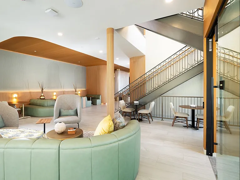 Co-work lounge