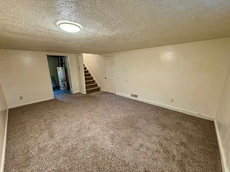1115 Carr Street — Photo 14