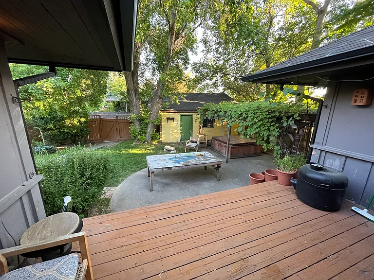 1328 E Stratford Ave — Photo 26