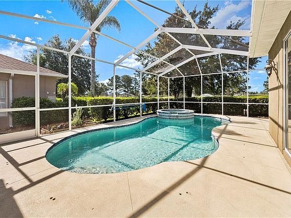 5th image of 23350 Dinhurst Ct