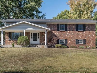 37 Burgundy Dr, Lake Saint Louis, MO, 63367