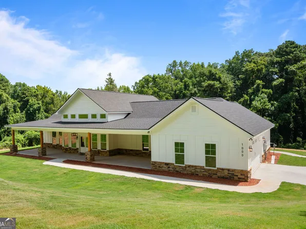 1000 Foxcroft Dr, Lagrange, GA 30240