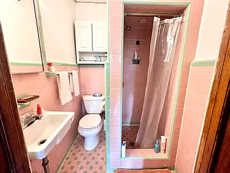 Rented by Garfield Realty 