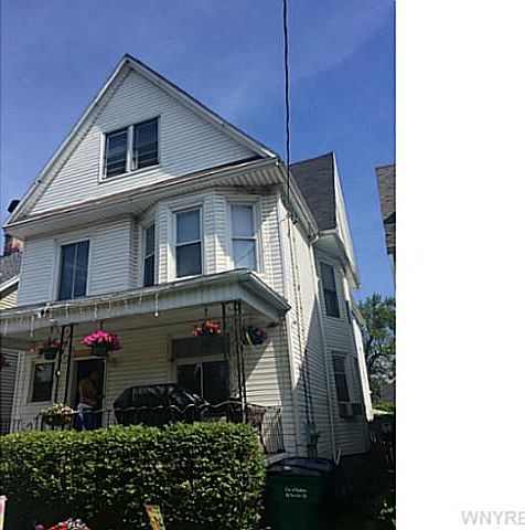 2nd image of 168 Woodside Ave