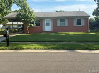 3307 Ipswich Ln, Saint Charles, MO 63301