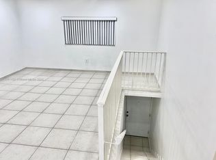 7775 W 29th Way APT 201, Hialeah, FL 33018