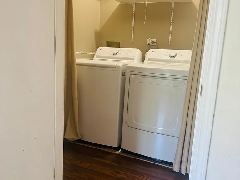 2454 Devonshire Ct #2454 — Photo 14