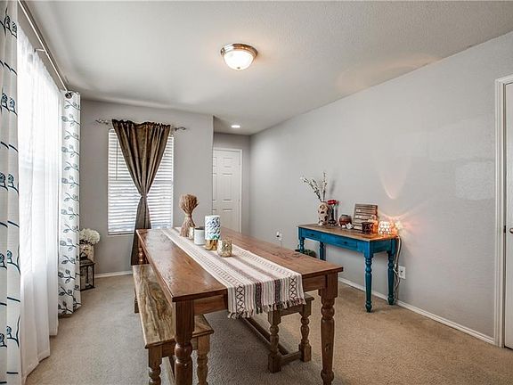 5th image of 1915 Amerigo Dr