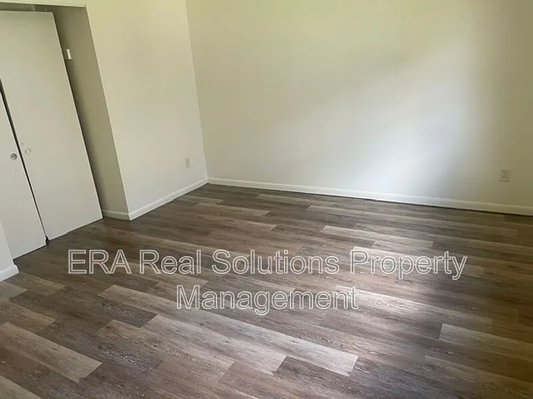 846 Moon Rd — Photo 9
