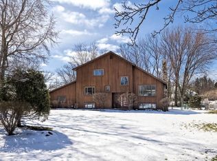 5140 Dixson Dr, Erie, PA 16509