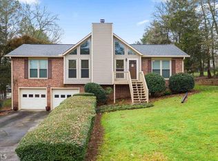 45 Skyview Cres, Cartersville, GA 30120