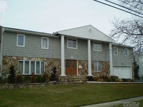 1st image of 176 Harbor Ln