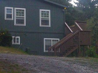 6870 Beach Dr E, Port Orchard, WA 98366