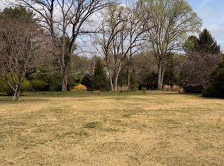 5013 Lake Cir, Columbia, MD