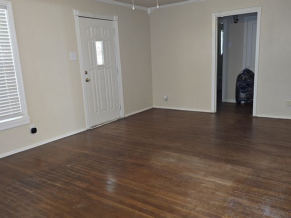 Formal living room entry to hallway