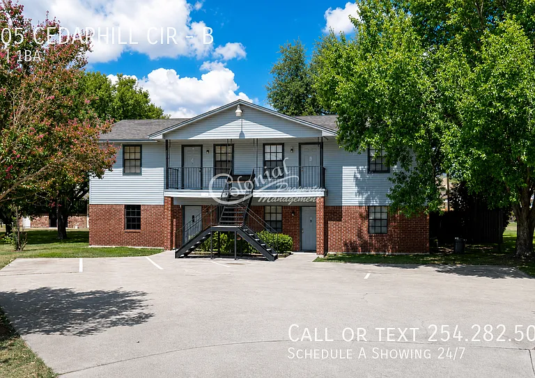 4805 Cedarhill Cir #B — Photo 1
