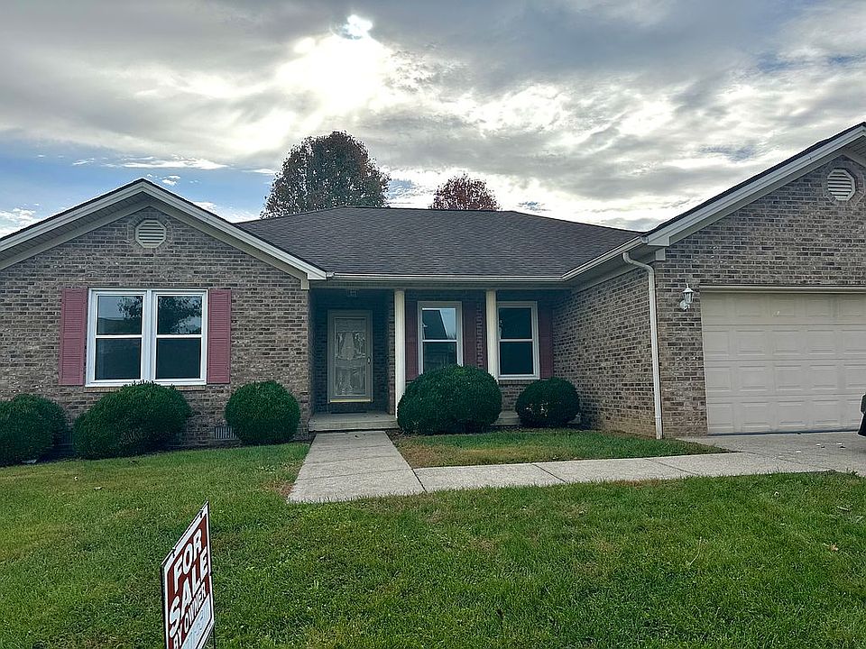 1st image of 305 Hanover Dr