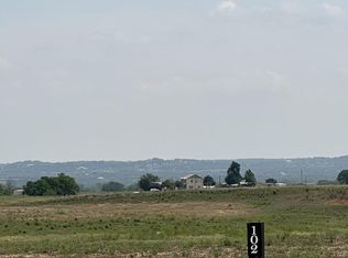 102 Baurenhof Ct, Fredericksburg, TX 78624