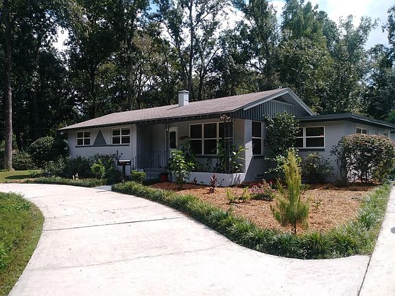 3rd image of 6950 Hyde Grove Ave