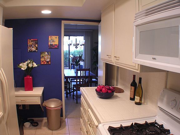 4th image of 5144 Zelzah Ave APT 1