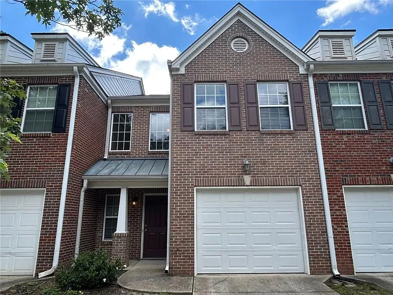 3233 Glenloch Pl — Photo 1