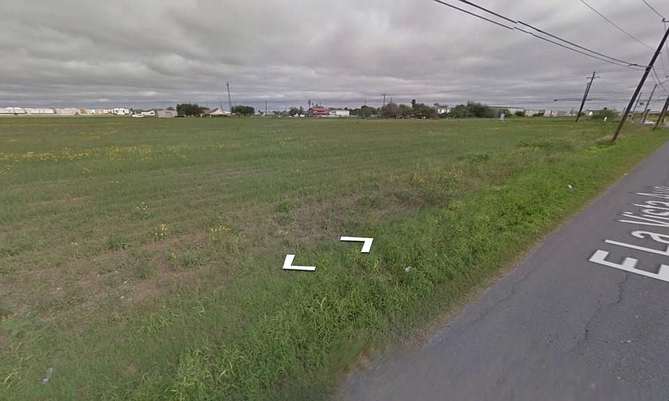 2nd image of 3001 N Jackson Rd