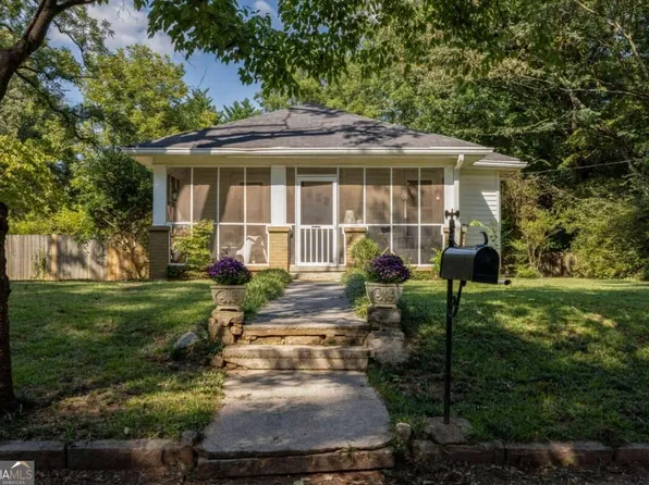 5280 Moore St, Stone Mountain, GA 30083