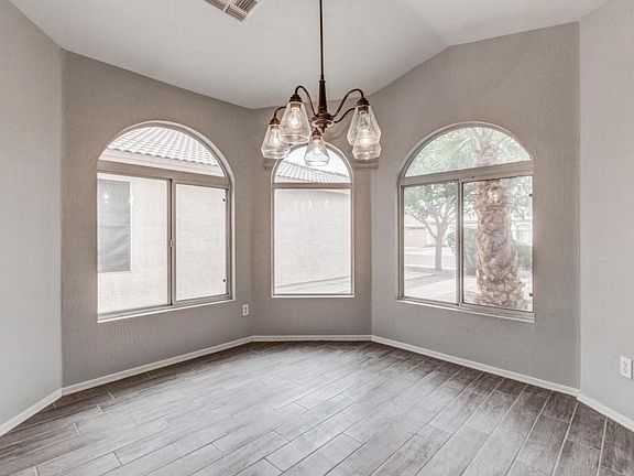 5th image of 4530 E Glenhaven Dr