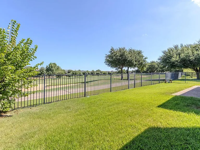 904 Winding Creek Pl — Photo 28