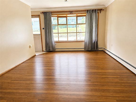 5th image of 1411 Herbert St