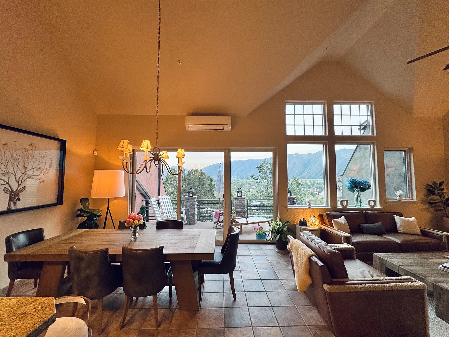 2 bed, 2.5 bath, 1735 sqft, $5,500 — Photo 3