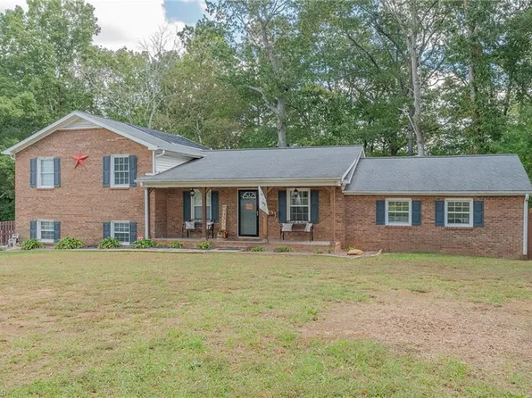 905 Swicegood Rd, Linwood, NC 27299