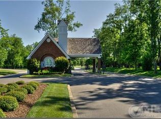 1309 Ashby Valley Ln, Arrington, TN 37014