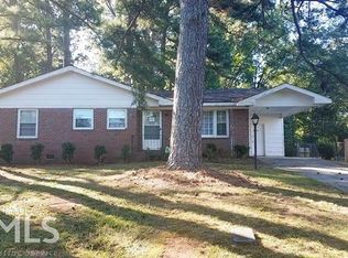 393 Windsor Dr, Forest Park, GA 30297