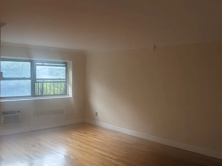 2545 Sedgwick Ave #5-G — Photo 2