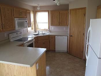 3rd image of 6426 Marshall Ave NE
