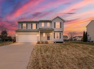 8269 S Warwick Ct, Ypsilanti, MI