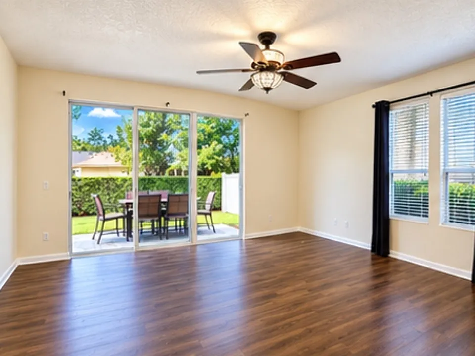 3707 Hartsfield Forest Cir